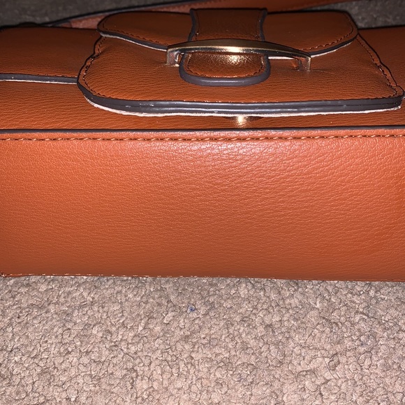 Time & Tru Shoulder Mia Bag - Picture 3 of 8